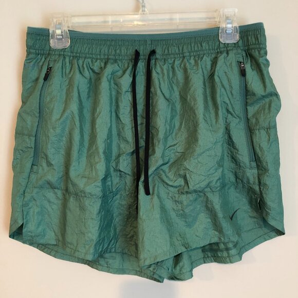 Nike FN3391-361 Men's Medium Stride Running Division 5" Dri-Fit Shorts Green